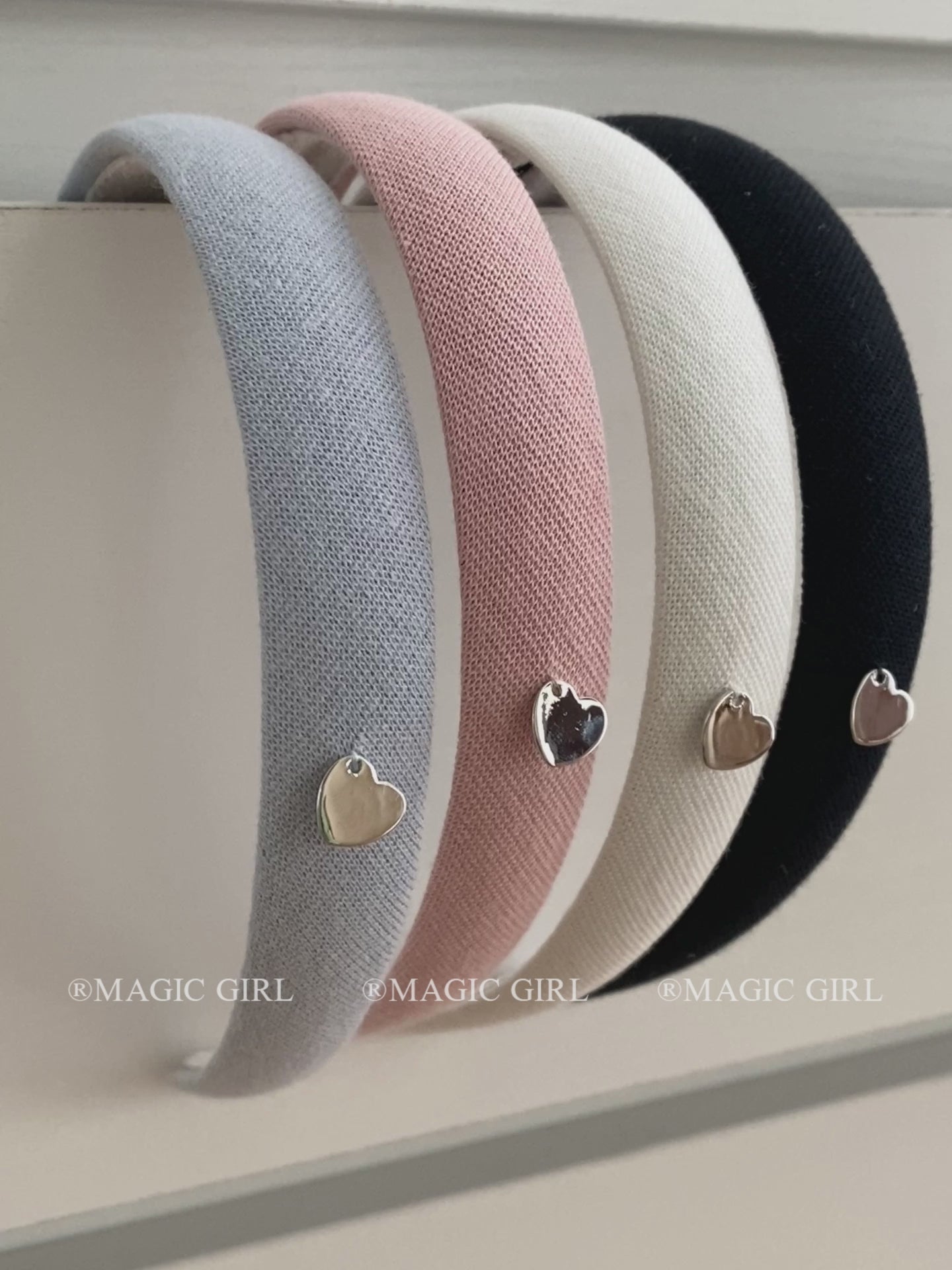 Hot Sale Fabric Solid Color Wide Alloy Headbands Classic Elegant Fashion Heart Decorative in Stock Hairbands Accessory for Kids